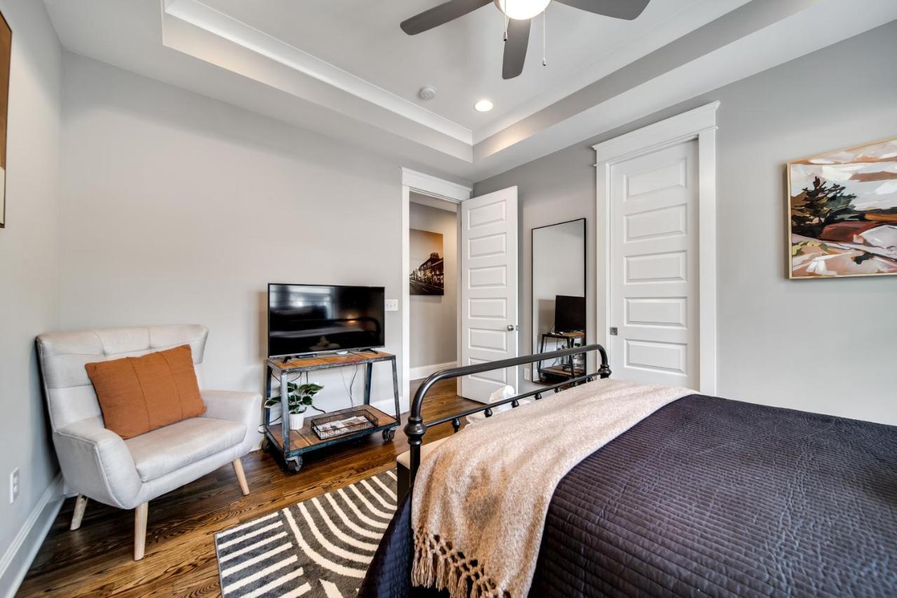 Hébergement de vacances Nell's Haven Two Miles To Downtown & Broadway *